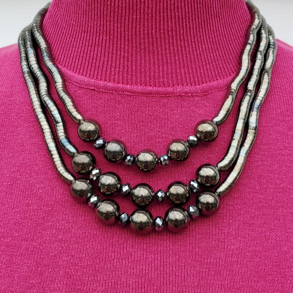 Necklace Bundle - Picture 4 of 5